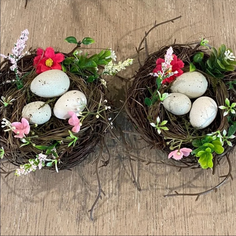 Adorable Spring Floral Faux Bird Nest with 3 White Eggs Set of 2 - Picture 2 of 3